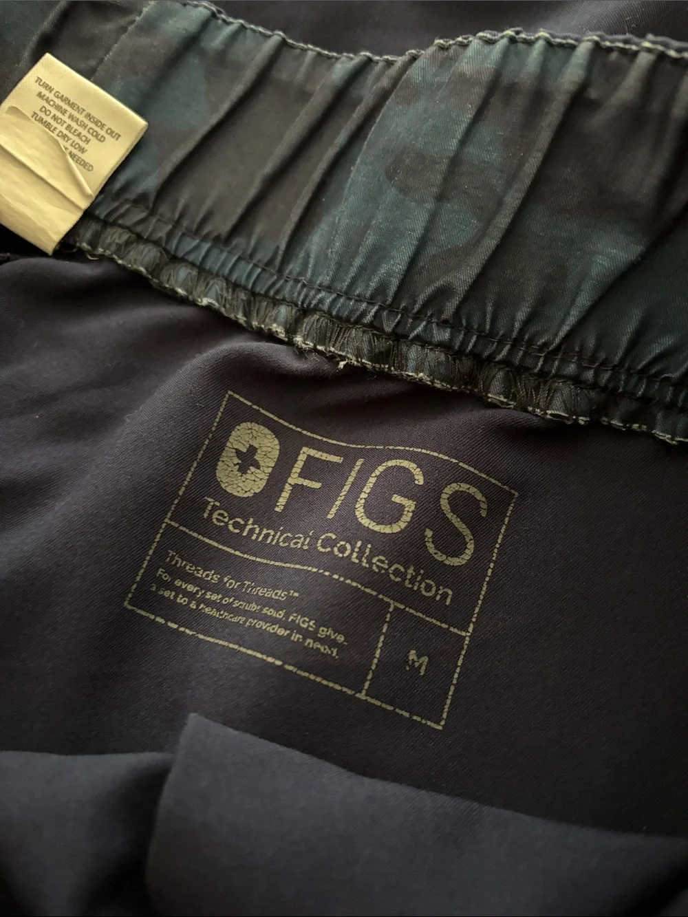 Men's Figs Navy Scrubs Pants